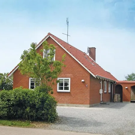 Holiday home Pet Friendly Home In Bredebro With Sauna *